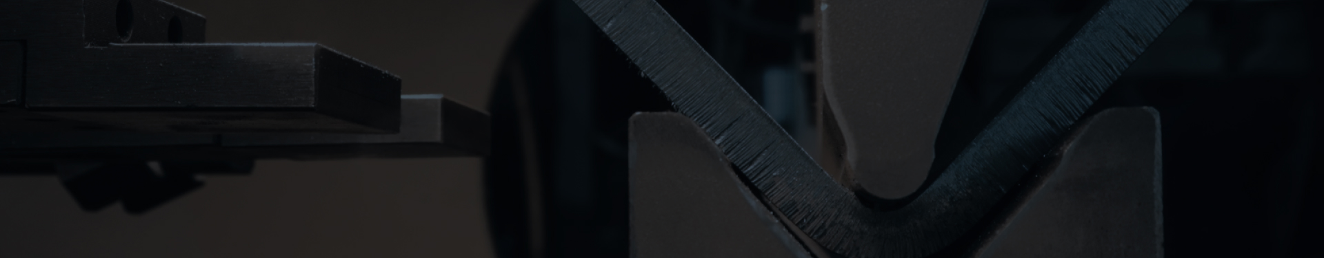 Corte e Dobra com Sistema CNC - Braganfer