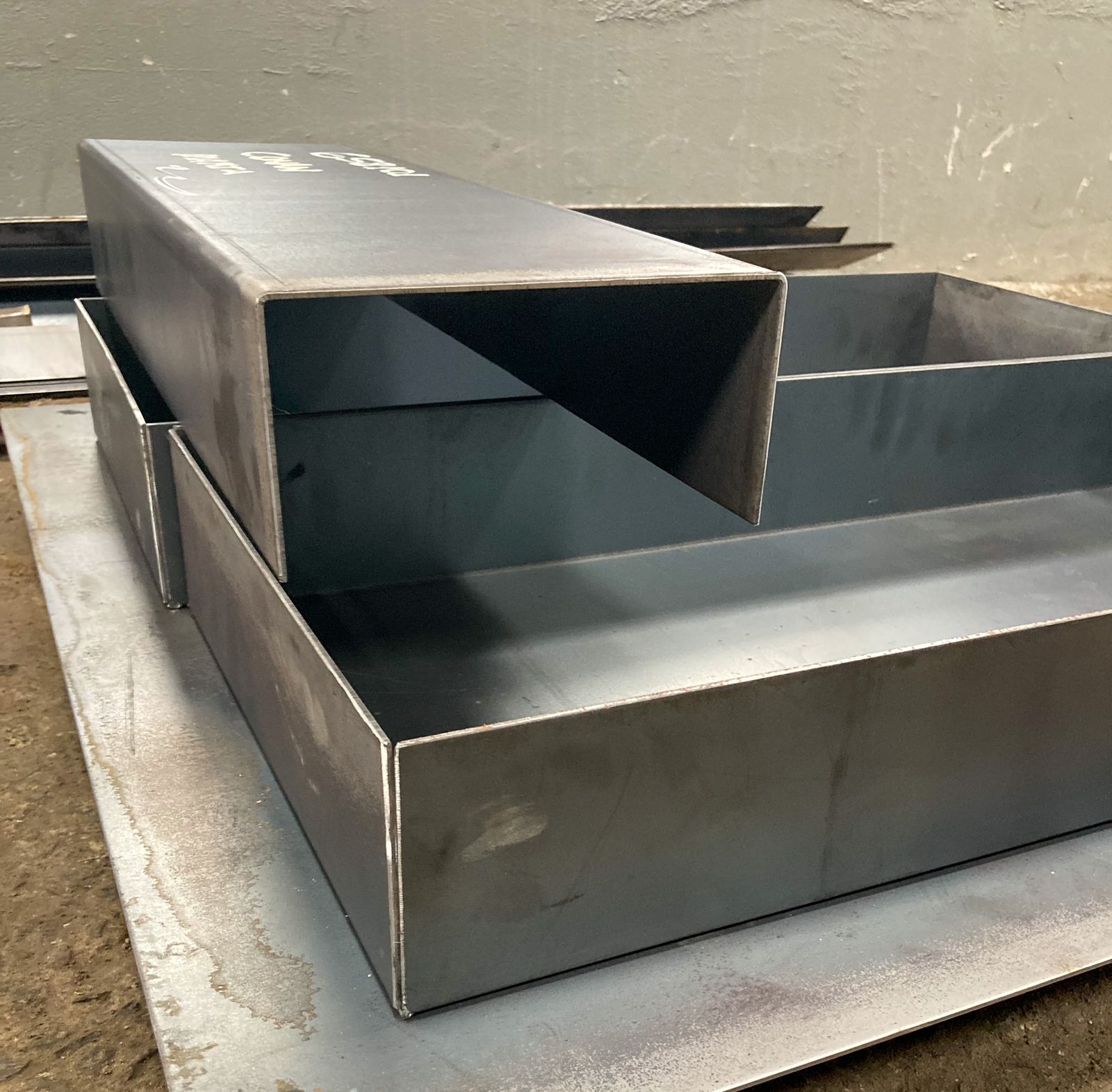 Corte e Dobra com Sistema CNC - Braganfer